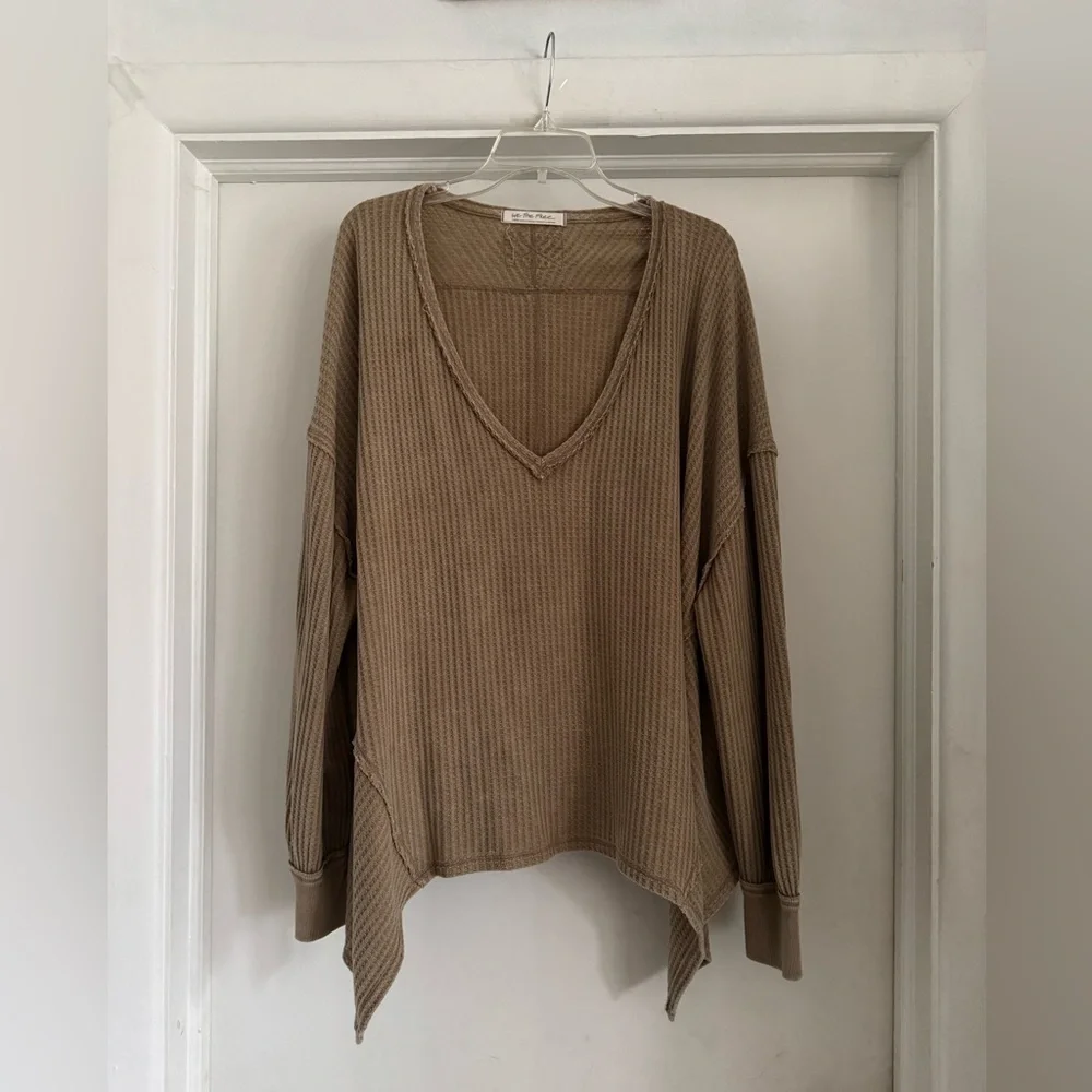 We The Free Camel Thermal
Oversized swing Top Sz Large - Picture 2 of 3